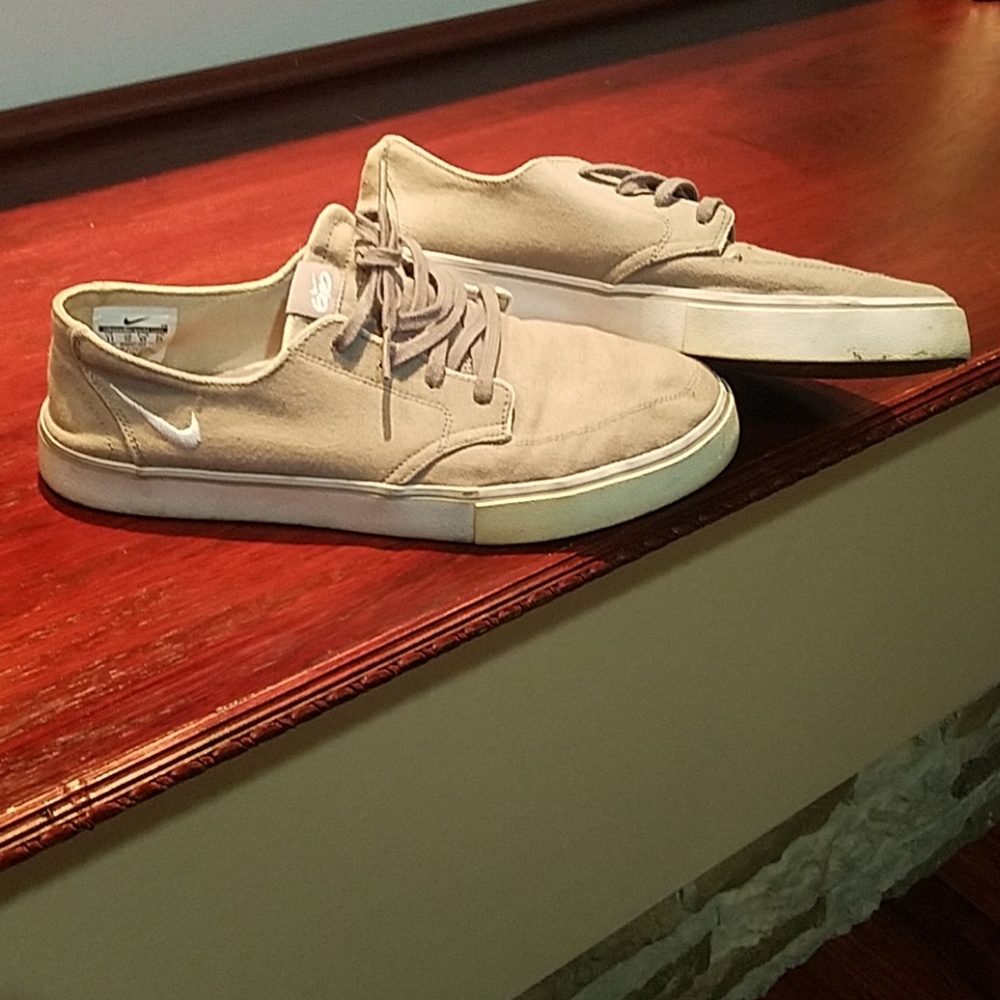 Nike shoes